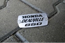 Honda NT650V - blacha pojemników hydraulicznych