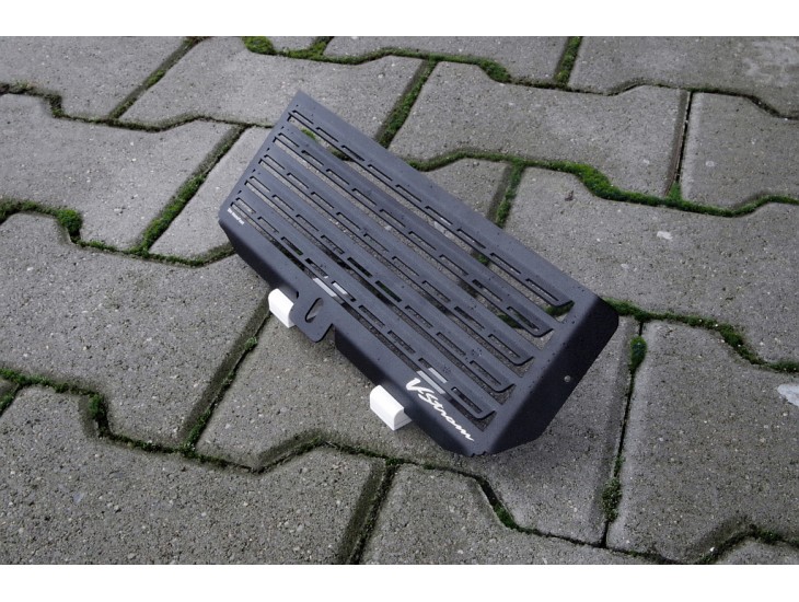 Suzuki DL1000 K2-K9 Oil Cooler Guard