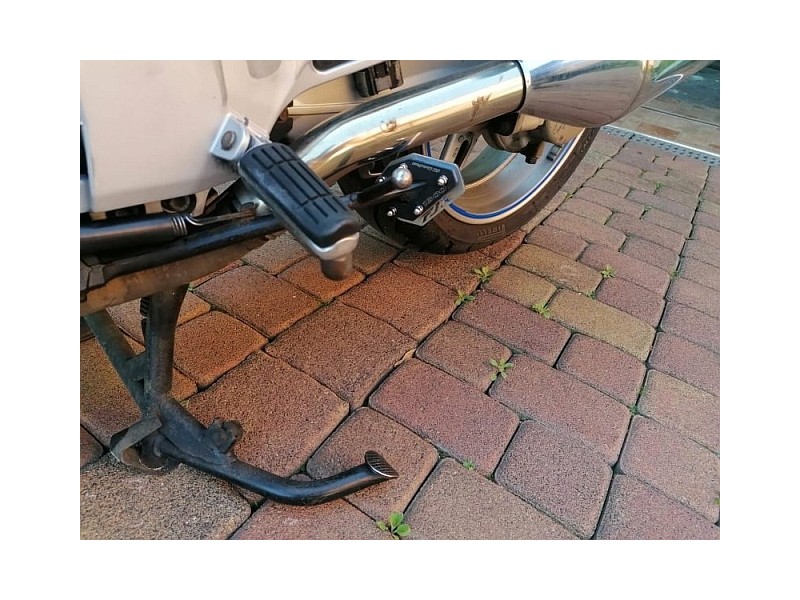 SM MotoFeet side stand extension for Yamaha FJR 1300 2002-2019