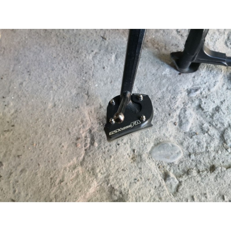 SM MotoFeet side stand extension for Suzuki GSX1250F/FA 2010-2017