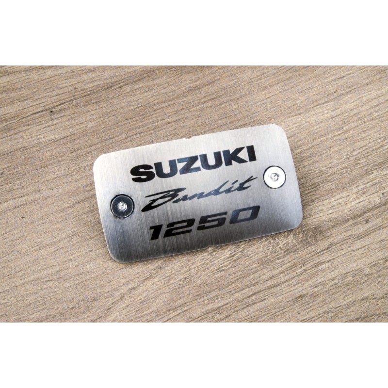Suzuki GSF/GSX- Hydraulic reservoir cover